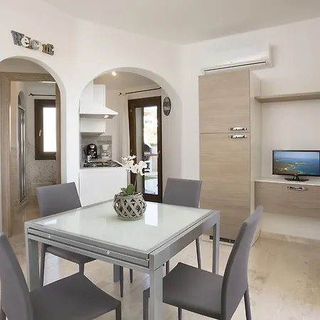 Le Maree Apartments Cannigione Exterior photo