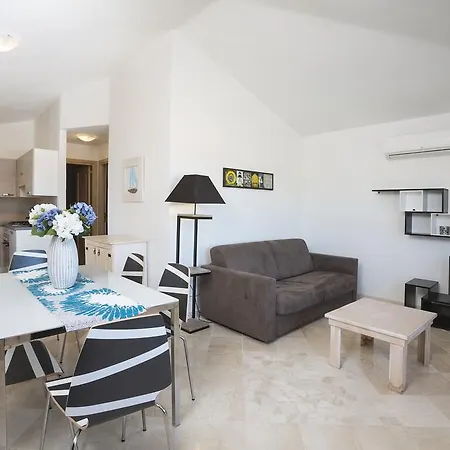 Le Maree Apartments Cannigione Exterior photo