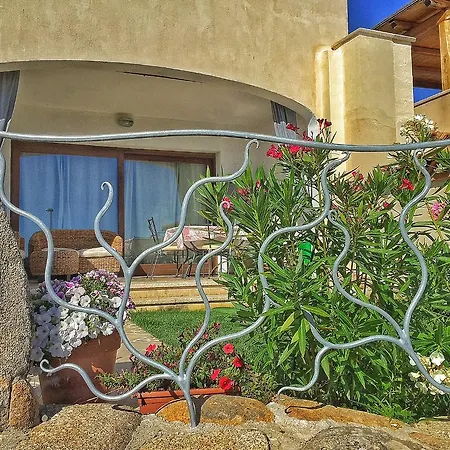 Le Maree Apartments Cannigione Exterior photo
